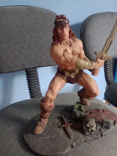 Estátua do Conan - "O Destruidor" (27 cm altura)