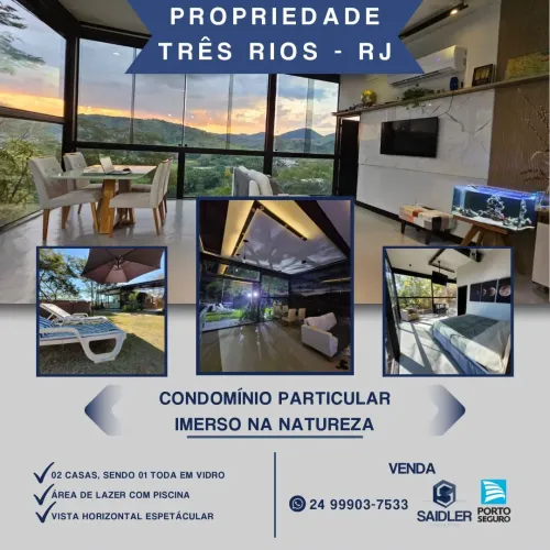 Ampla casa em condomínio.