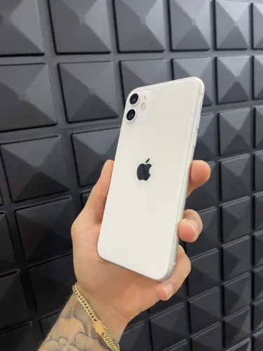IPhone 11 R branco