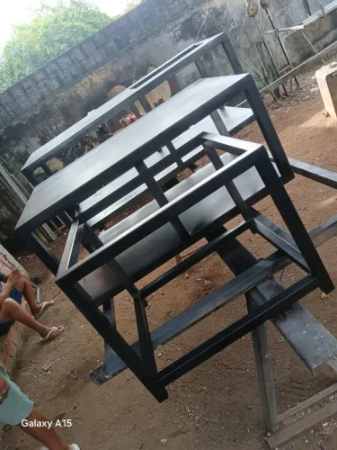 Fabricamos qualquer projeto de ferro ou metalon galvanizado Porta Portão Janela Proteção 