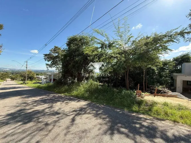 Lote no condomínio serra dos bandeirantes
