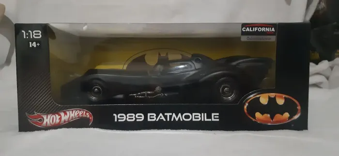 Hot wheels batmovel 1989 1/18