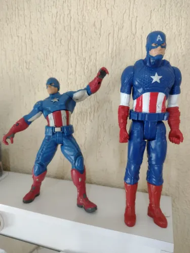 Bonecos Capitão América - 2 peças
