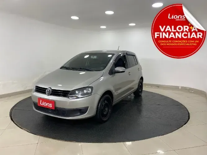 Volkswagen Fox 1.0 MI Total Flex 8V 5P 2013