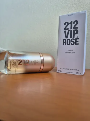212 VIP ROSÉ Feminino 80ml Original
