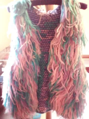 colete de lã hippie feito à mão