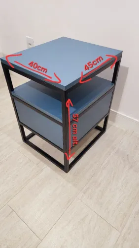 Mesa de Canto com Gaveta - 45cm x 40cm