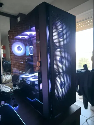 PC Gamer i9, 9070XT e 64gb