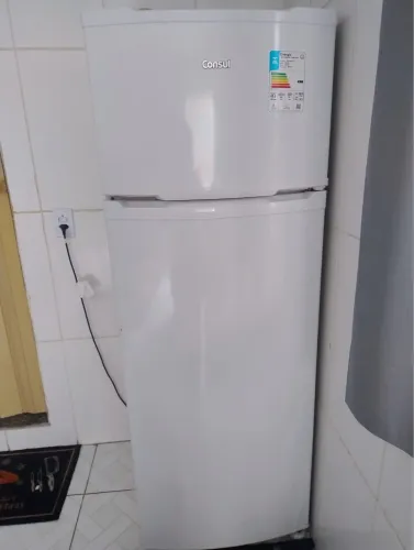 Vendo geladeira nova 