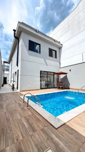 Da VENDO MINHA LINDA CASA COM PISCINA