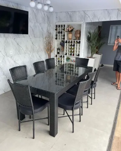 Mesa de Jantar em fibra sintetica