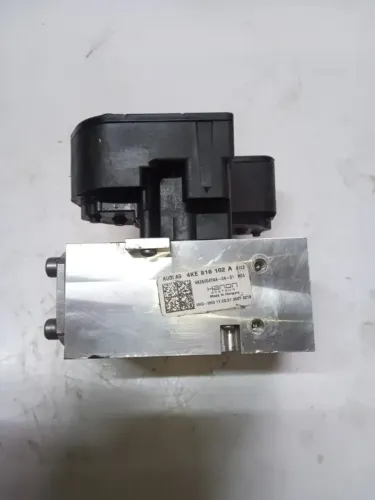 Bloco De Valvulas De Ar Da Audi Q8 Etron 4ke816102a
