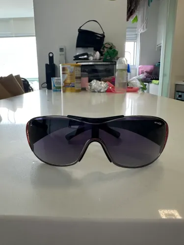 Óculos Arnette Máscara Usado Vermelho e Preto