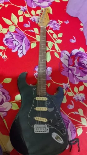Guitarra elétrica