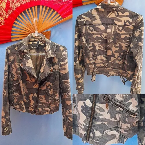 Jaqueta  Camuflada