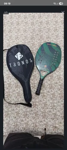 OFERTA / Raquete de beach tennis Tronos nova + capa