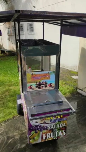 Carrinho de Açaí, Cupuaçu e Salada de Frutas