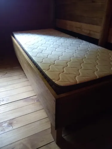 Cama madeira demolição 