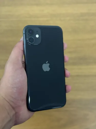 iPhone 11 64GB Semi Novo - Preto em até 10x de R$129,90