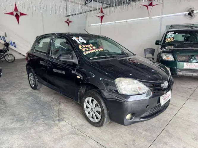Toyota Etios XS 1.5 Flex 16V 5P Mec. 2014