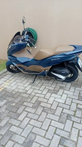Pcx dlx 2024