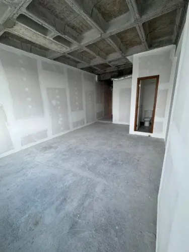 Sala para escritório, consultório, com um publico amplo  