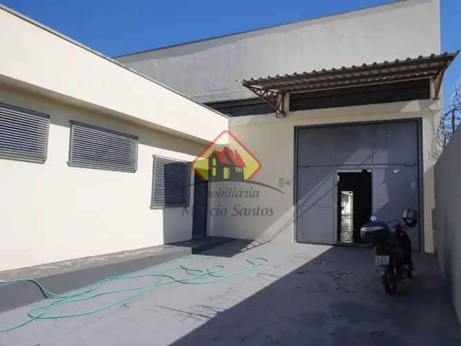 Ponto Comercial de Alto Padrão - Atende vários Tipos de Negócio - Disponível para Locação