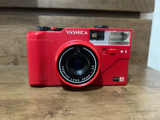 Câmera Fotográfica Yashica Mf-3 Super Vintage Vermelho