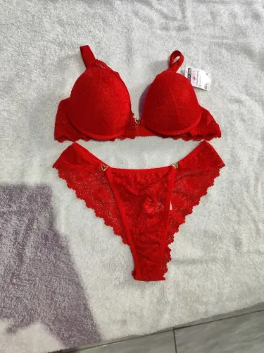 Conjunto de calcinha e sutiã