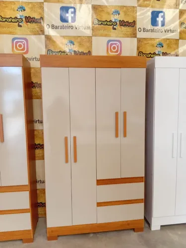 Guarda Roupa 4 Portas Solteiro 