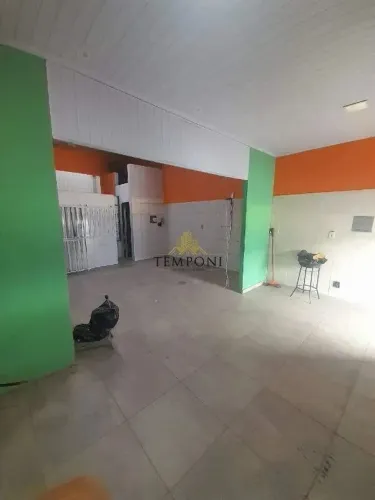 Ecelente loja com mezanino no Bairro Renascença