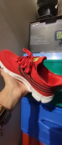 Tênis Vermelho Esportivo
