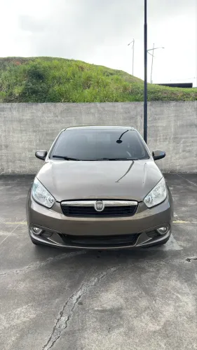 Fiat Grand Siena Essence 1.6 Flex 16V 2015