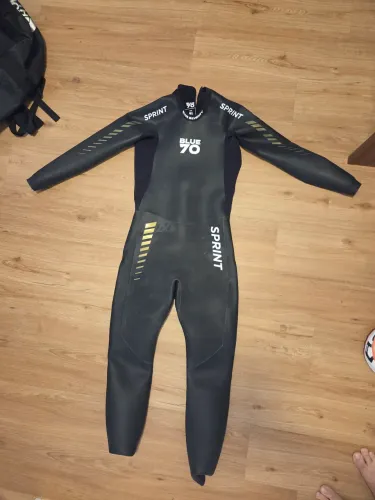 Roupa de Borracha Blue70 Sprint tam M/L - Usada 1 vez