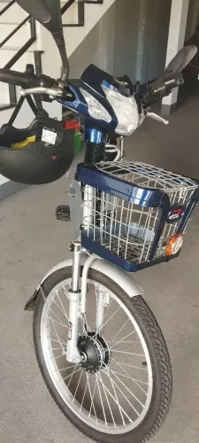 Bicicleta elétrica 800wts