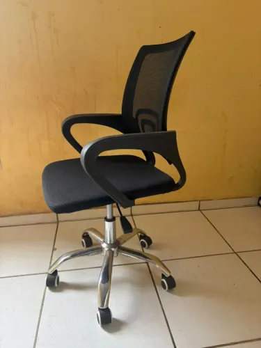 Vendo cadeira de estudo