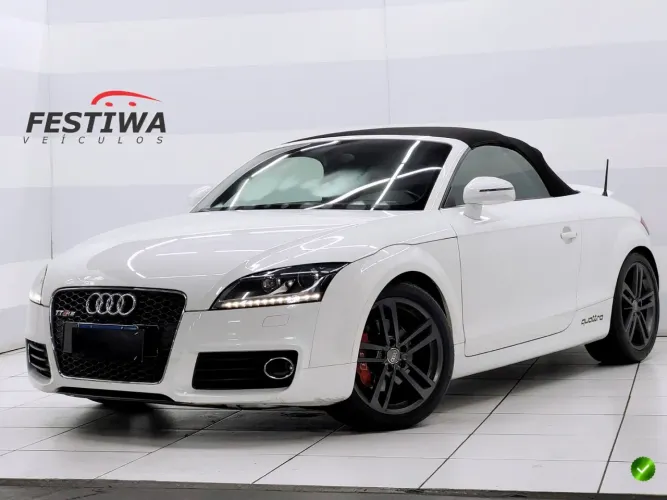 Audi TT 2.0 16V TFSI S-tronic 2011