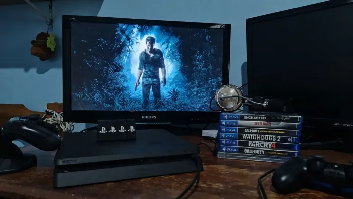 Playstation 4/Ps4 Slim de 1T COM MONITOR E JOGOS (LEIA A DESCRIÇÃO)