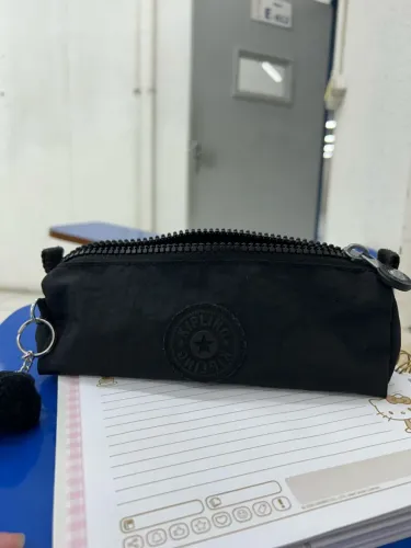 Estojo Kipling Freedom True Black