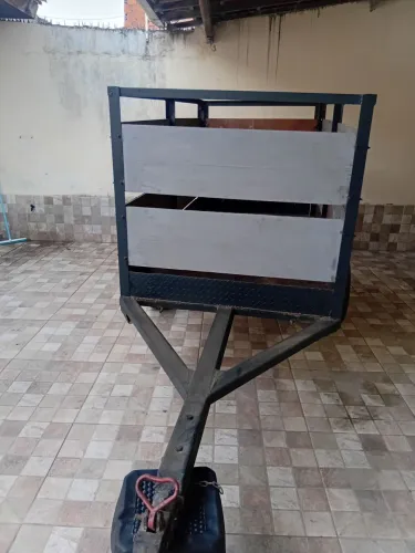 Reboque carretinha reforçado 