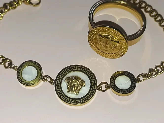 Conjunto pulseira e anel medusa