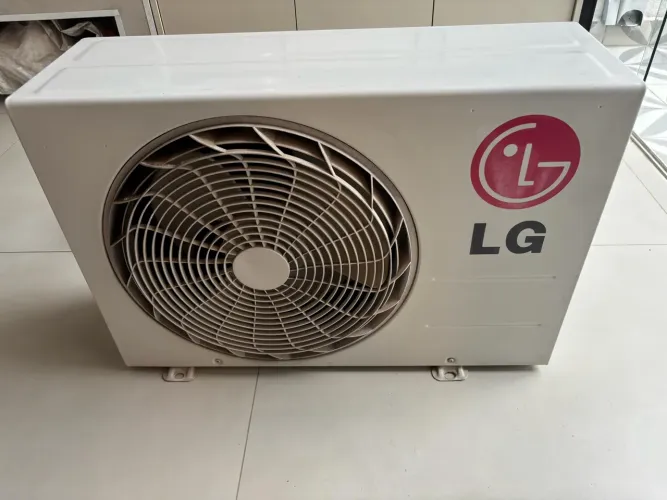 Condensadora LG TSUC092TNW5 9000 BTU/h 