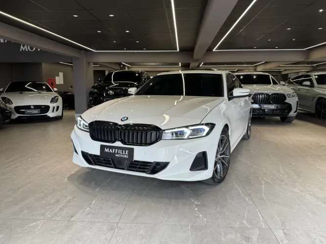 BMW 320I 320i 2024