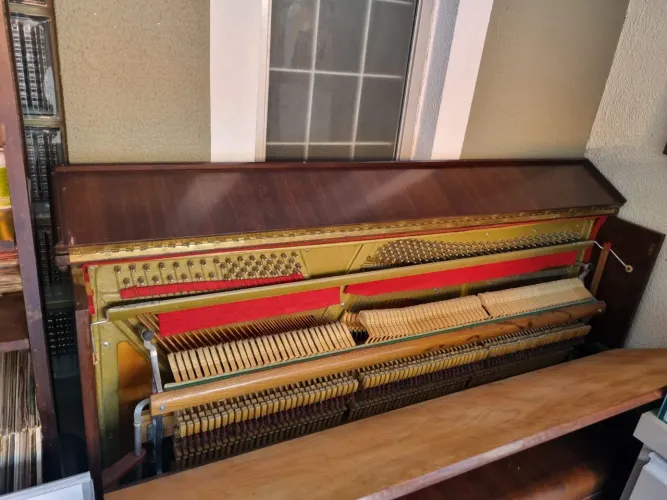 Piano Zimmermann De Armário Nacional 