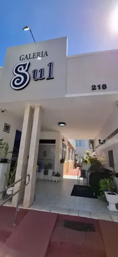 Sala dupla com 2 wc - Andar exclusivo GALERIA SUL em frente a Deso e px ao Iate Clube 