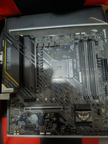 placa mae asus a520m plus ii  am4  ddr4 - com defeito 
