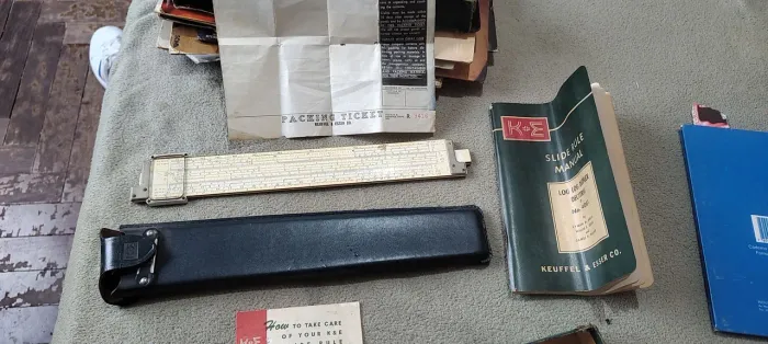 Régua de cálculo vintage (Slide Rule)Keuffel & Esser Co. (K&E),