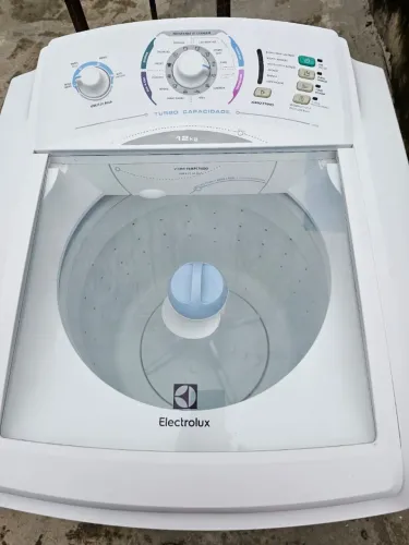 Lava roupa Eletrolux 12 kg 220 v