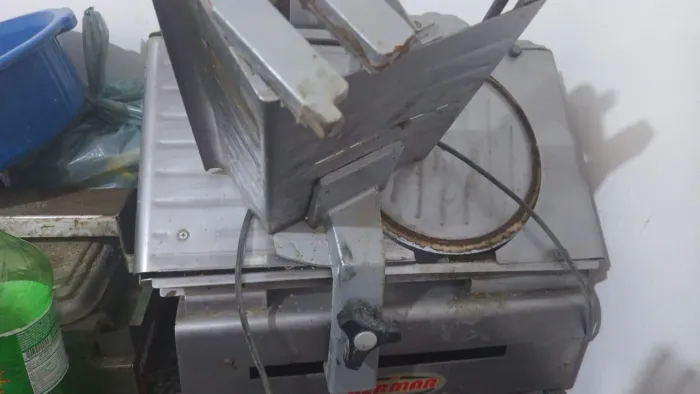 Fateadora de frios automática