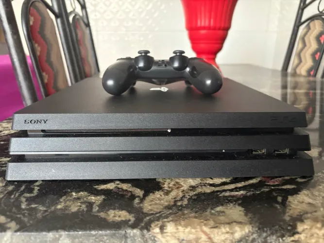 Playstation 4 Pro desbloqueado